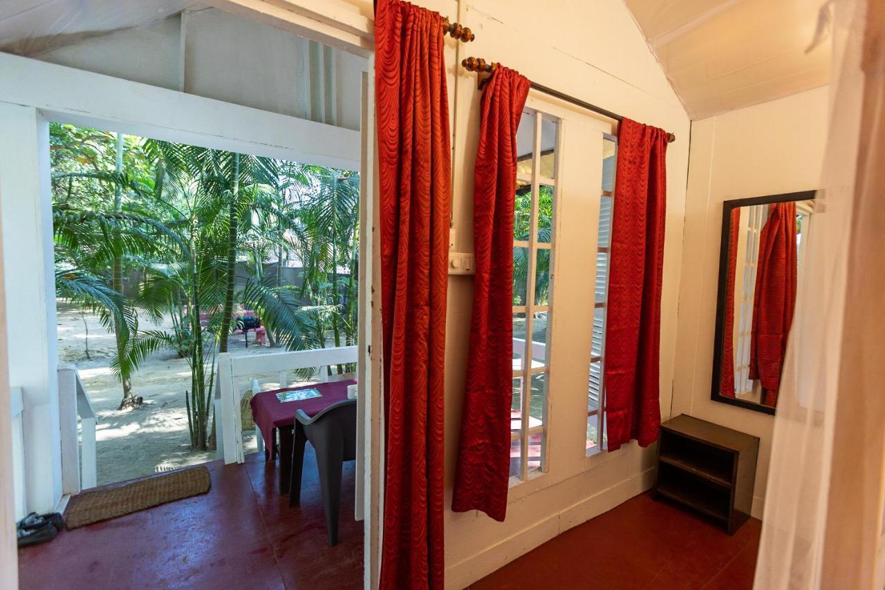Feather Touch Hotels And Resorts Palolem Exteriör bild